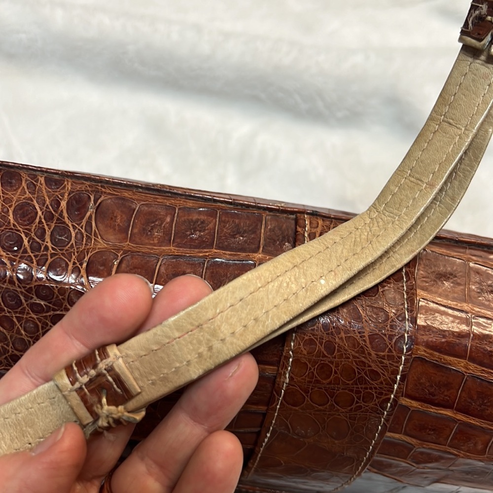 Handmade croc bag - Picture 10 of 12